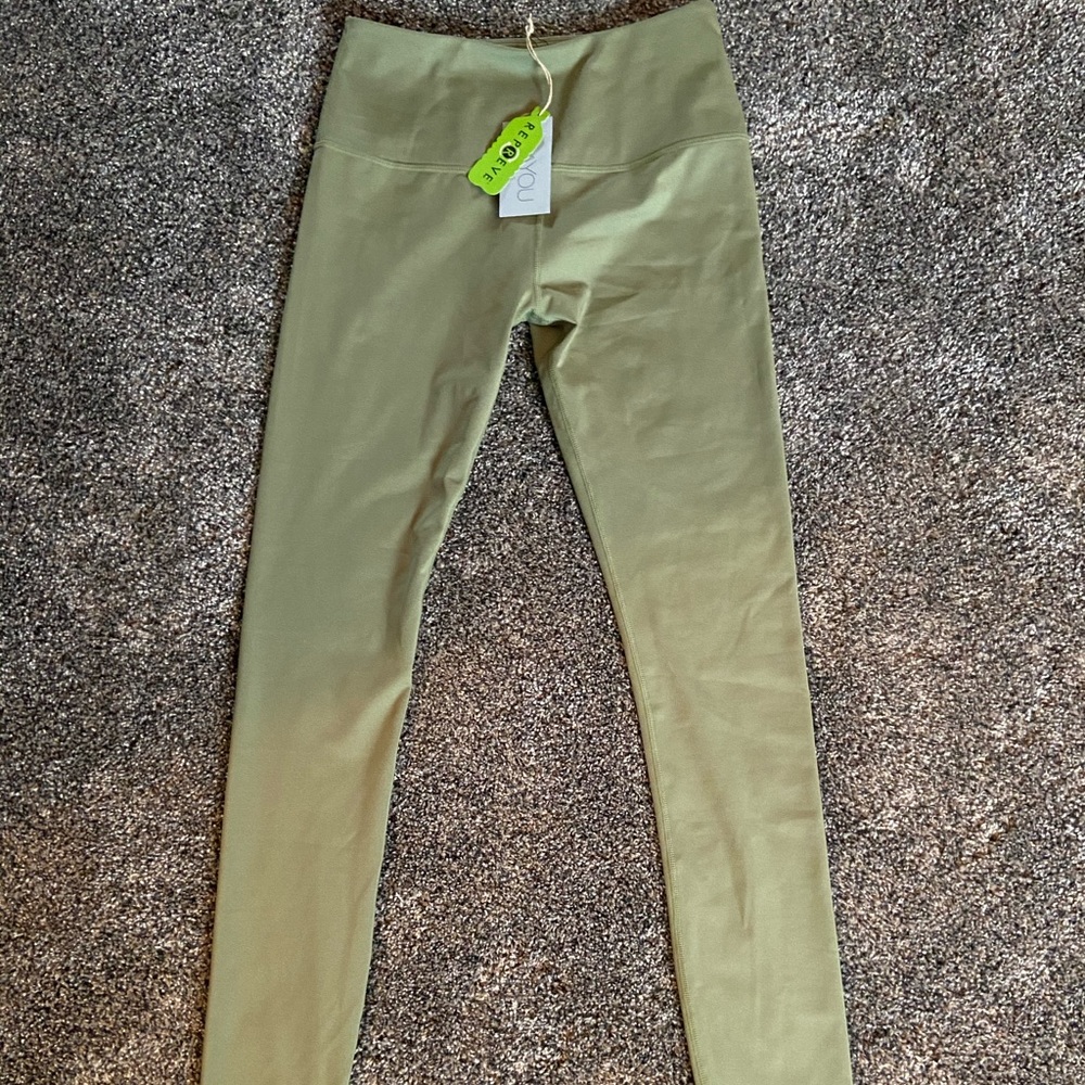 BYL Leggings